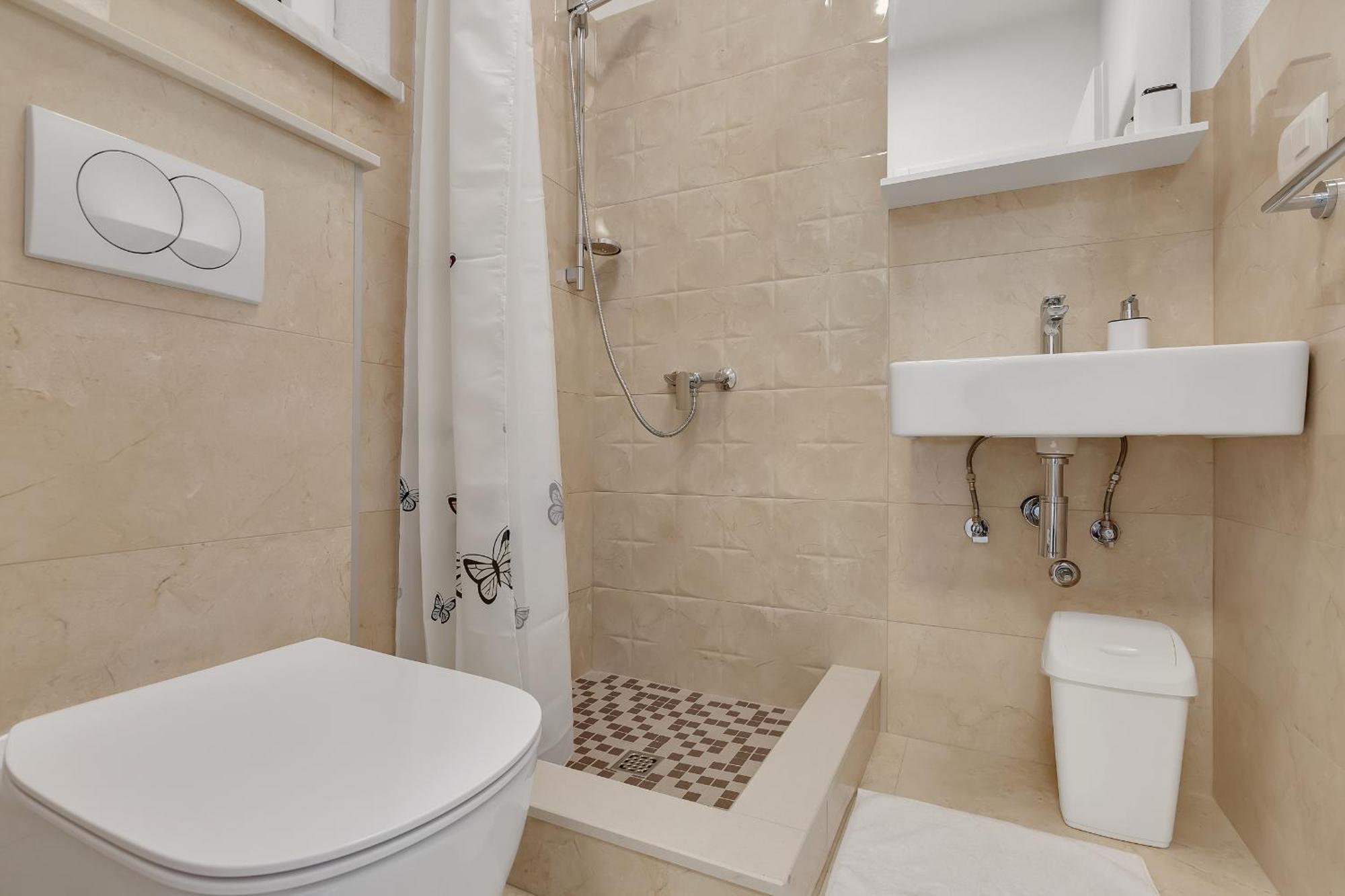Golden Horizon Retreat Apartment Podgora Exterior photo