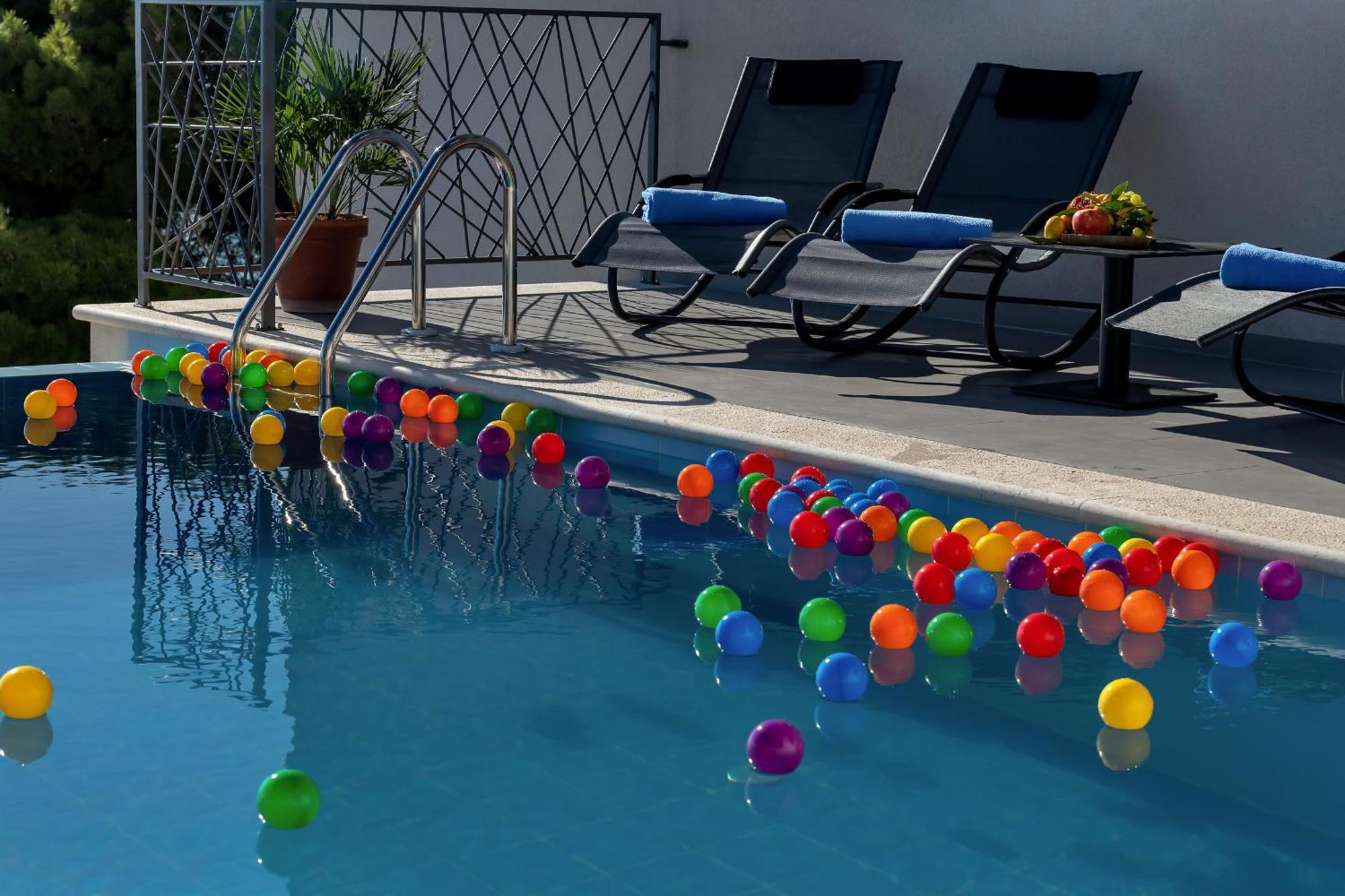 Golden Horizon Retreat Apartment Podgora Exterior photo